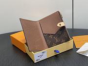 LV Passport holder cardholder 14*10*2.5CM 02 - 2