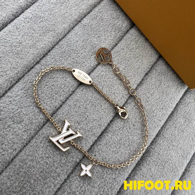 LV Bracelet 2026080304 - 1