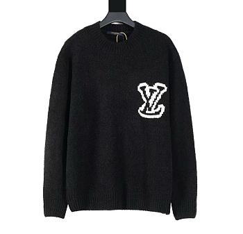 LV sweather 2026082101