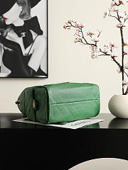 Chanel 25 Small Handbag Grained Calfskin & Gold-Tone Metal green 30cm - 6