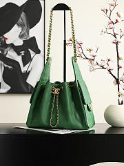 Chanel 25 Small Handbag Grained Calfskin & Gold-Tone Metal green 30cm - 4