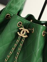 Chanel 25 Small Handbag Grained Calfskin & Gold-Tone Metal green 30cm - 2