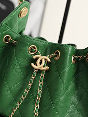 Chanel 25 mini Handbag Grained Calfskin & Gold-Tone Metal green 22cm - 4
