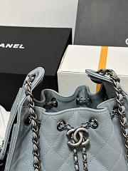 Chanel 25 bag mini 22cm 2026100601 - 5
