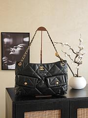 Chanel 25K hobo shopping bag 38CM  - 1
