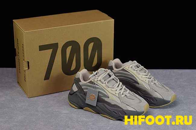 YEEZY 700 V2 Tephra FU7914 - 1