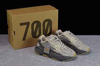 YEEZY 700 V2 Tephra FU7914