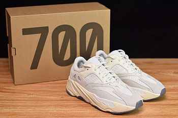 Yeezy Boost 700 Analog  EG7596