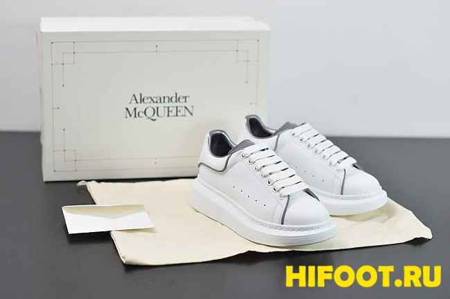 Alexander McQueen - 1