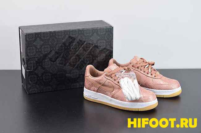 CLOT x NK Air Force 1 CJ5290-600 - 1