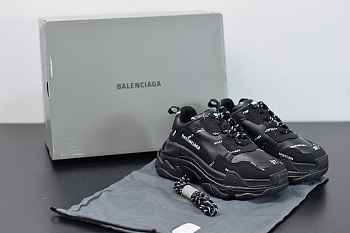 Balenc1a9a Triple S Leather And Nylon Sneakers 524039W06E22020