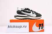 Nike Vaporwaffle sacai Black White  CV1363-001 - 2