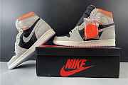 Jordan 1 Retro High Neutral Grey Hyper 555088-018 - 3