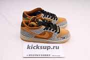 Nike SB Dunk Low Safari  CD2563-002 - 4