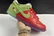 Dunk SB Nike SB Dunk High Strawberry Cough CW7093-600 - 4