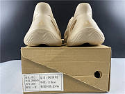 Yeezy Foam RNNR Sand  FY4567 - 6