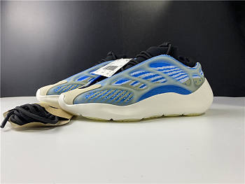 Yeezy 700 V3 Arzareth G54850