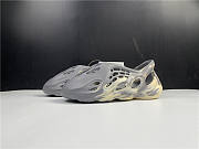 Yeezy Foam RNNR MXT Moon Gray GV7904 - 1