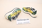 Nike Vaporwaffle sacai Tour Yellow Stadium Green CV1363-700 - 6