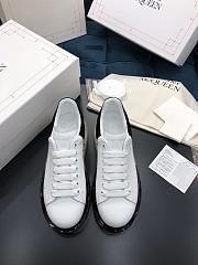 Alexander McQueen 1230 - 3